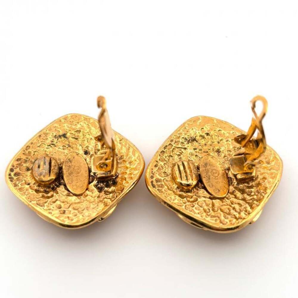 Chanel Cc Logo Clip-On Earrings Metal #247072C61B - Picture 4 of 5